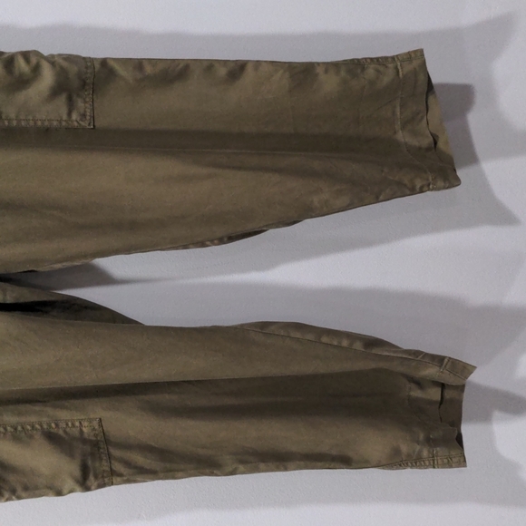 Lauren Ralph Lauren Women's NWT Straight Leg Utility Cargo Pant Olive Size 14P - Picture 6 of 11